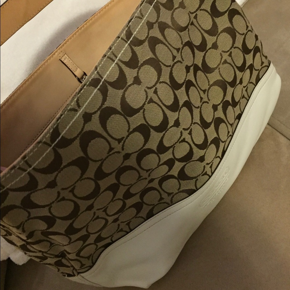 Coach Shoulder Bag